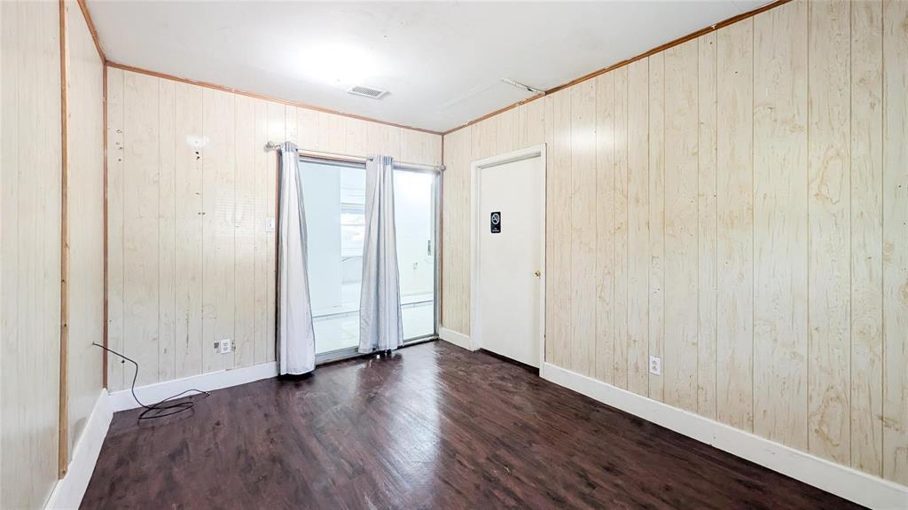 1107 Waverly Drive Property Photo 17