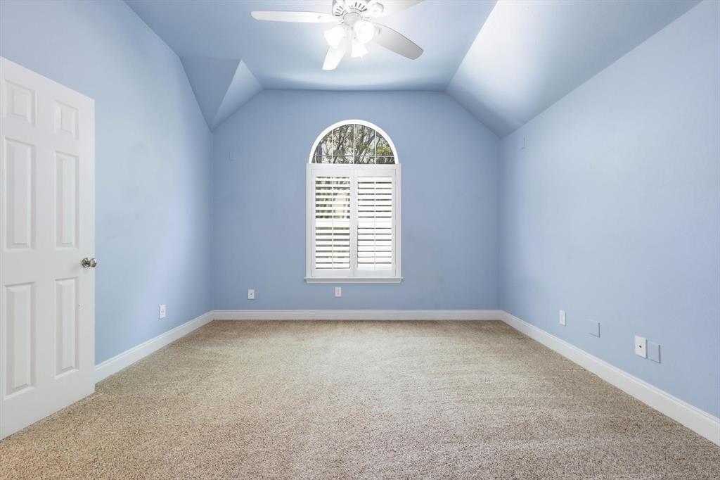 441 Bellevue Drive Property Photo 11