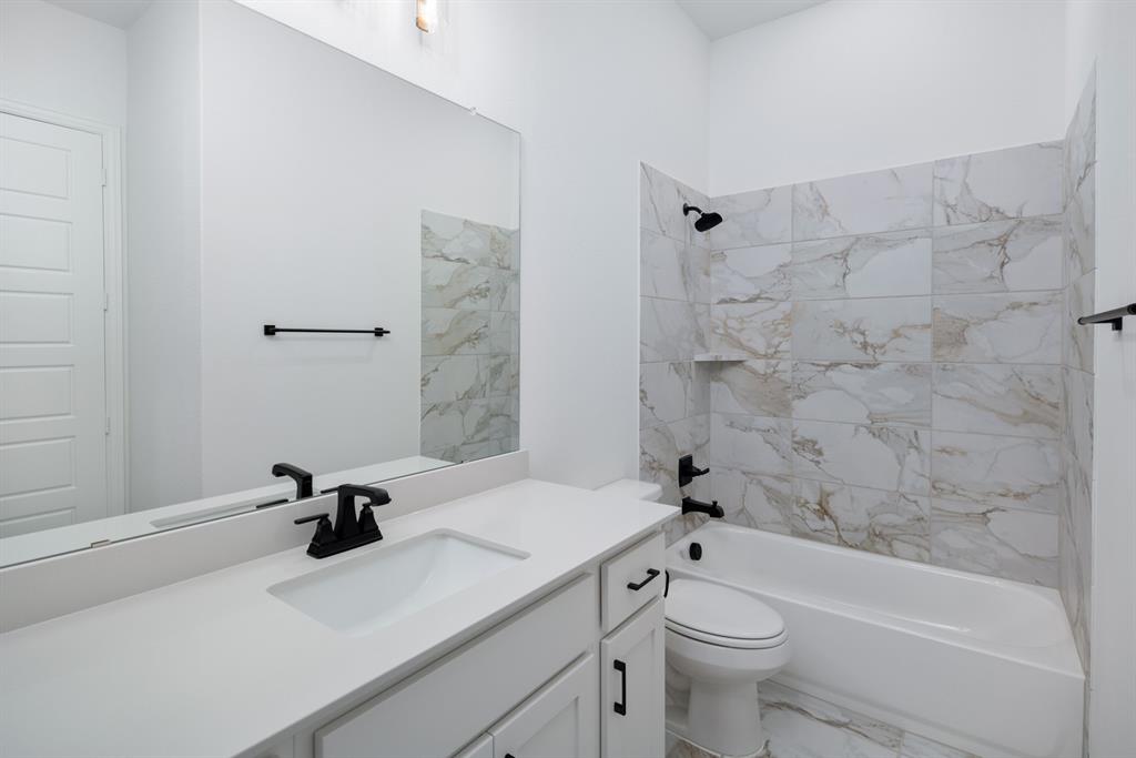 2701 Burnely Court Property Photo 19