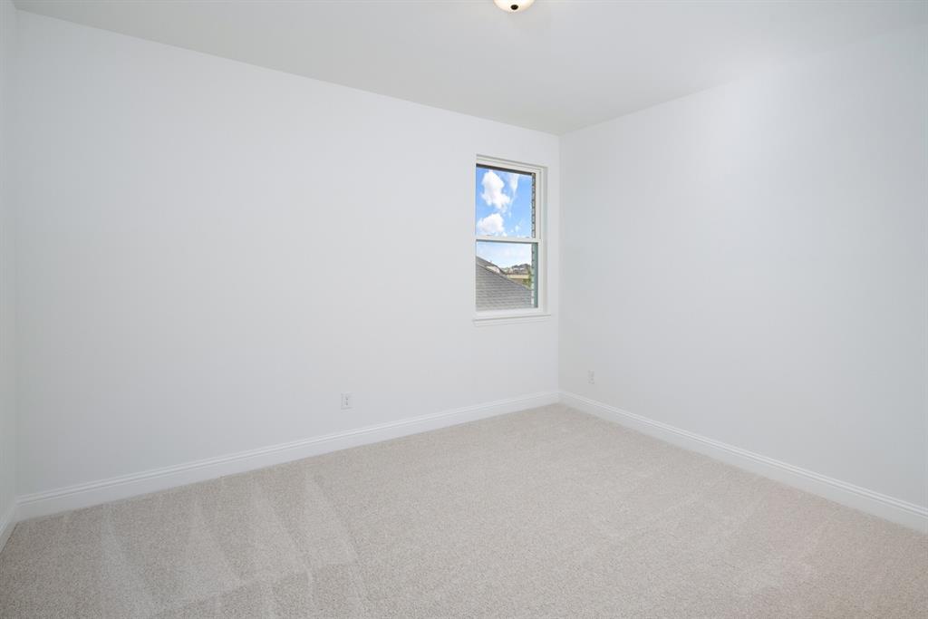 2701 Burnely Court Property Photo 25