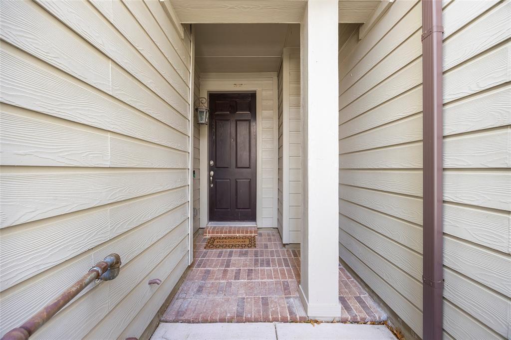 847 Vashon Drive Property Photo 4