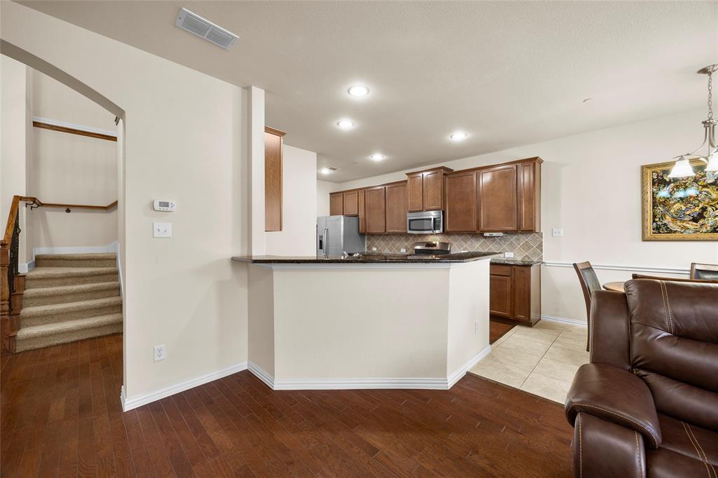 847 Vashon Drive Property Photo 11