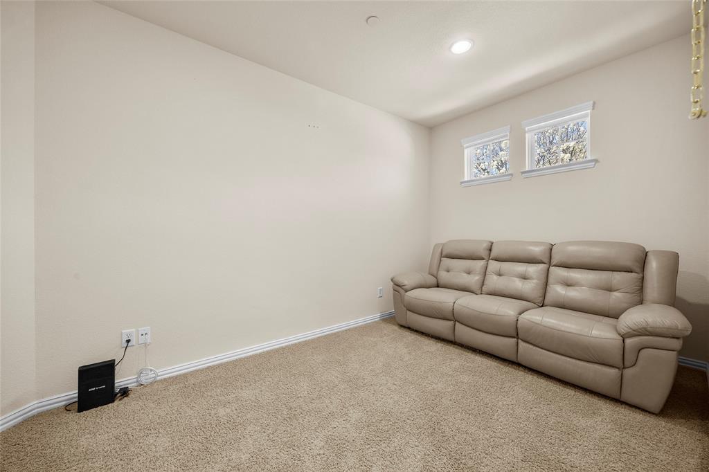 847 Vashon Drive Property Photo 25
