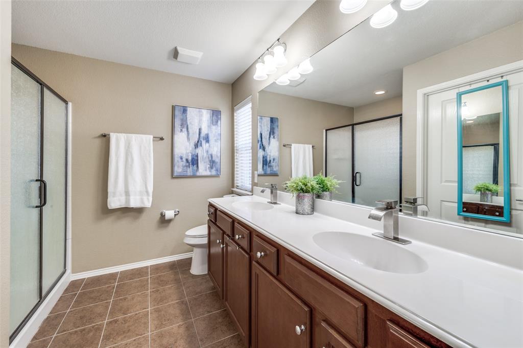 1216 Troon Drive Property Photo 8