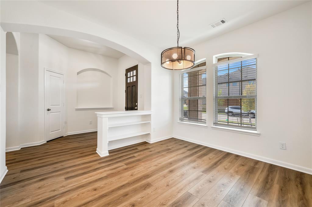 1805 Piedmont Place Property Photo 3