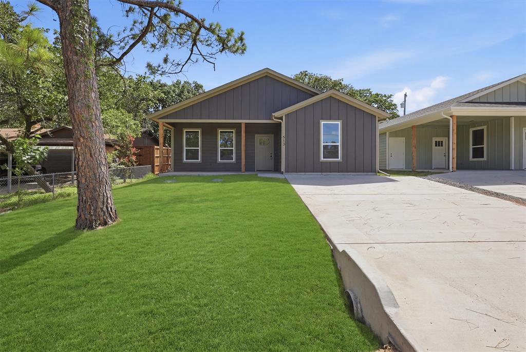 810 Branding Iron Trail Property Photo 3