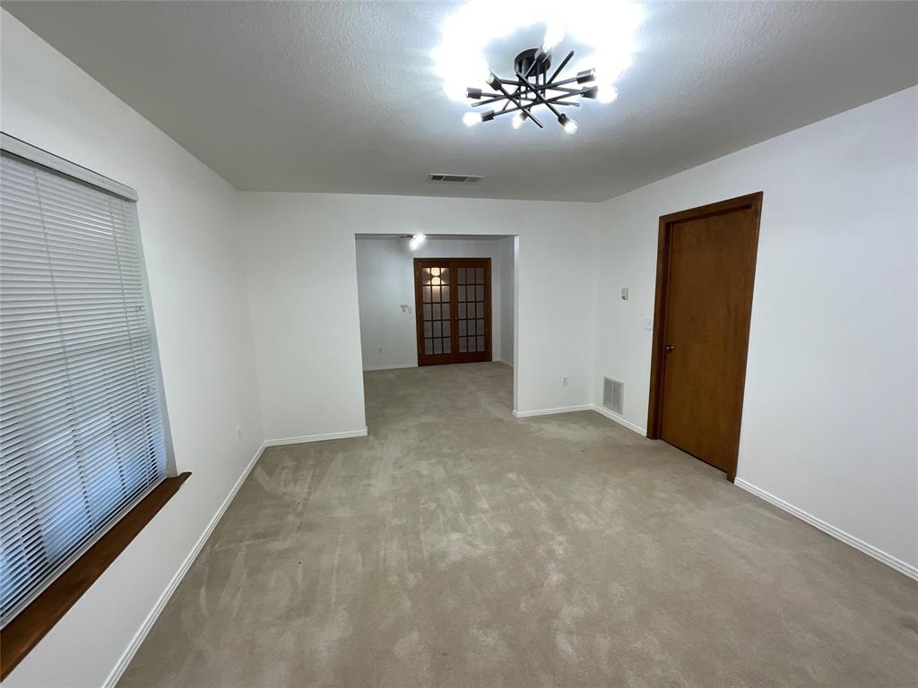999 W Boynton St Property Photo 10