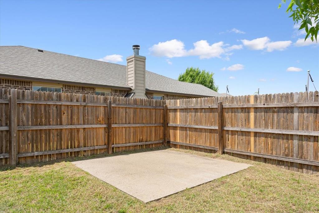9448 Centennial Drive Property Photo 11