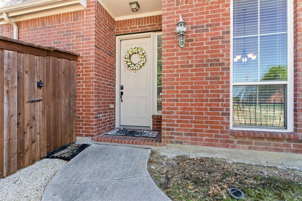 2476 Deer Run Property Photo 1