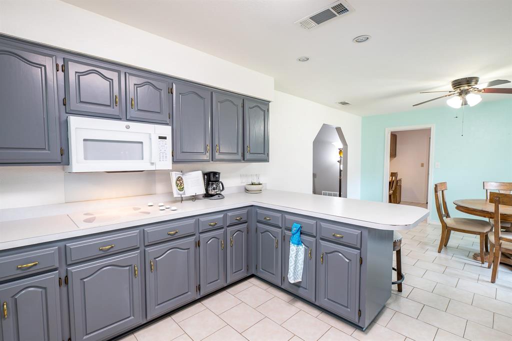 3 Four Sixes Circle Property Photo 18