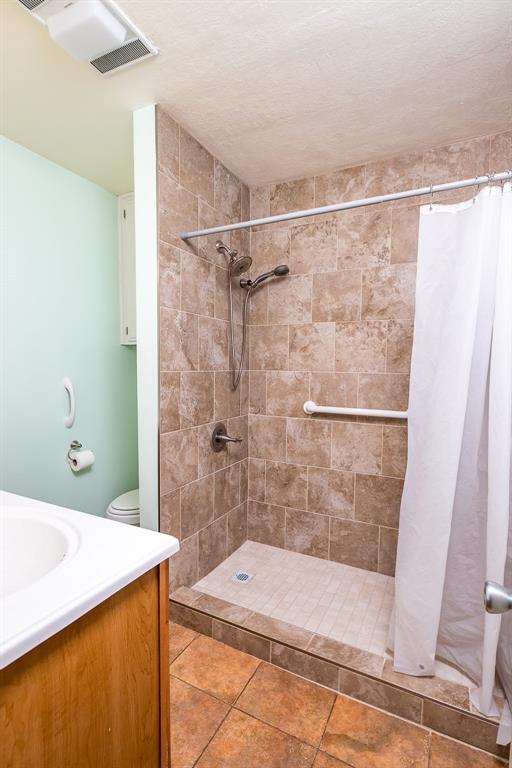 3 Four Sixes Circle Property Photo 22