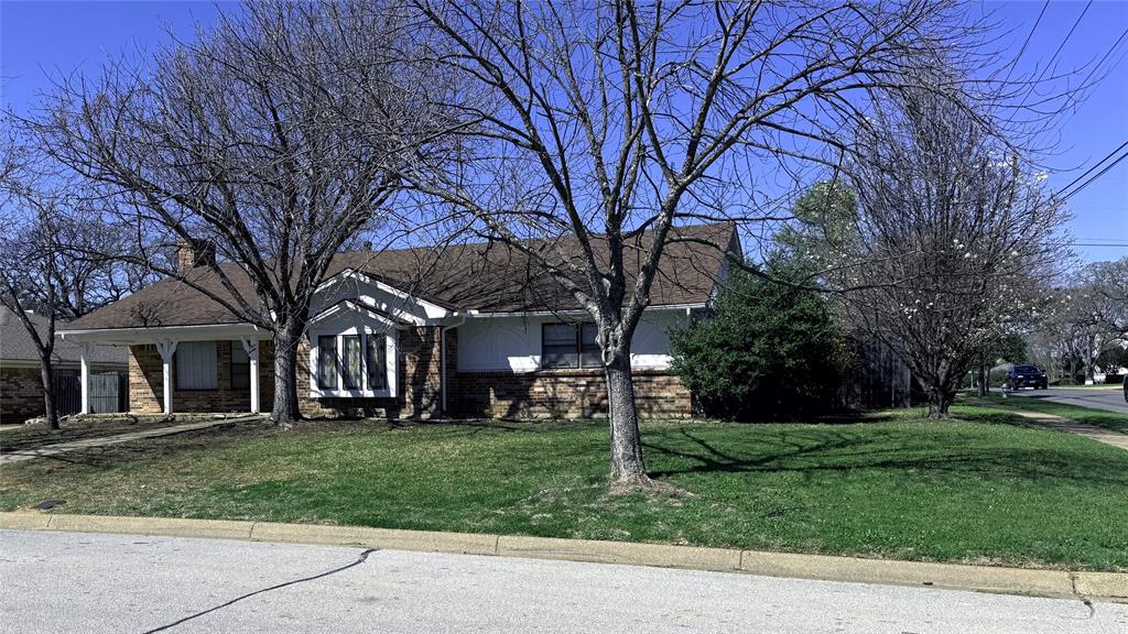 520 Baker Drive Property Photo 2