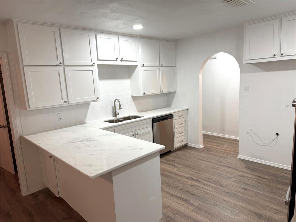 520 Baker Drive Property Photo 7