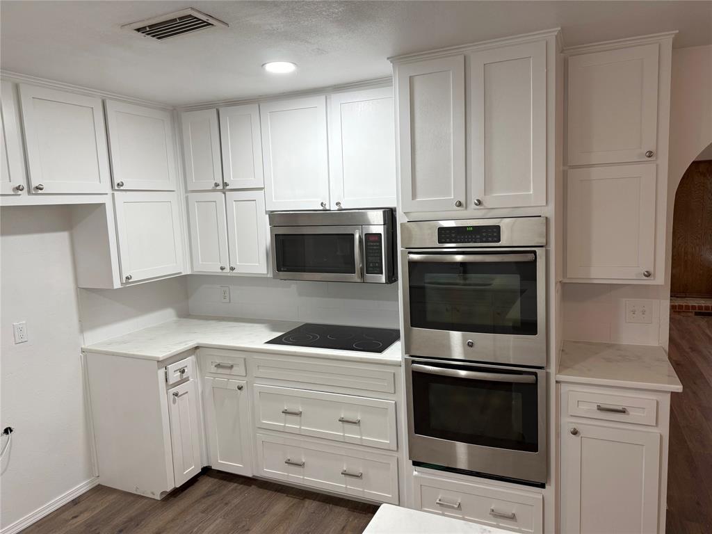 520 Baker Drive Property Photo 8