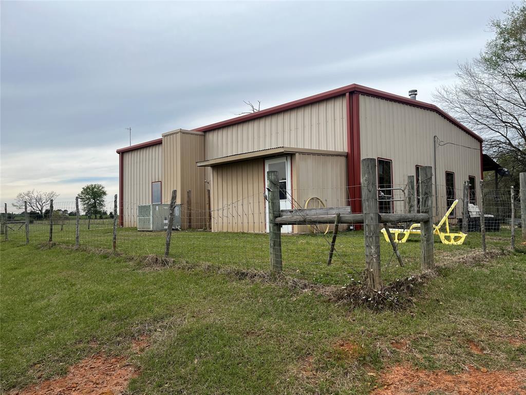 542 Cr 4716 Property Photo 5
