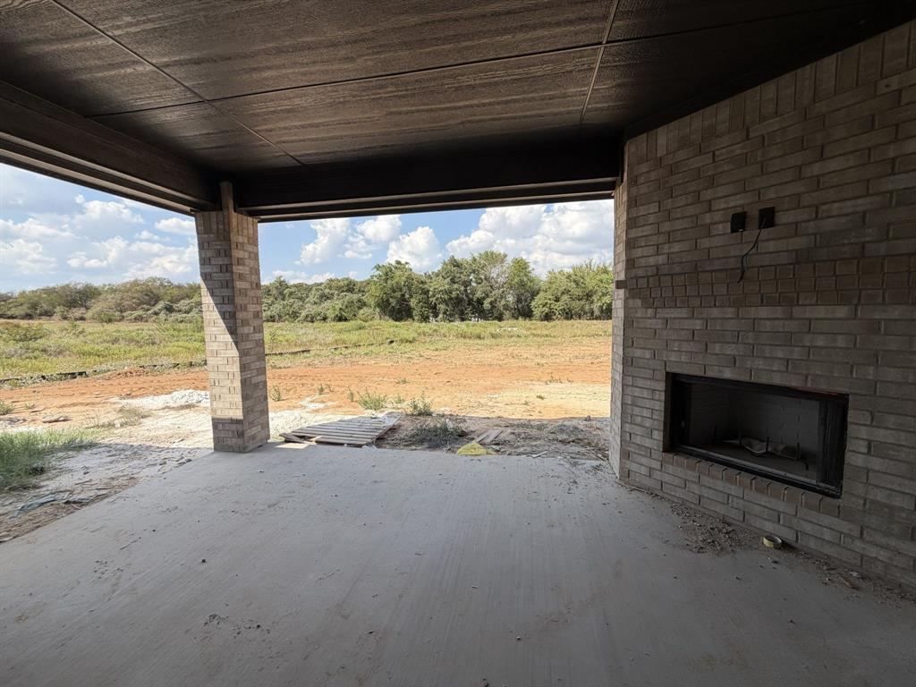 112 Loveta Lane Property Photo 3