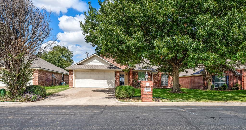 2920 Comanche Trail