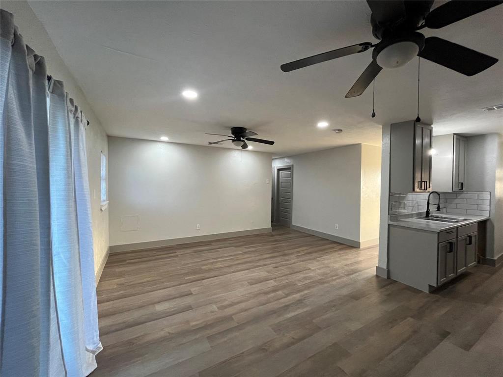 3982 Granite Hill Drive Property Photo 6