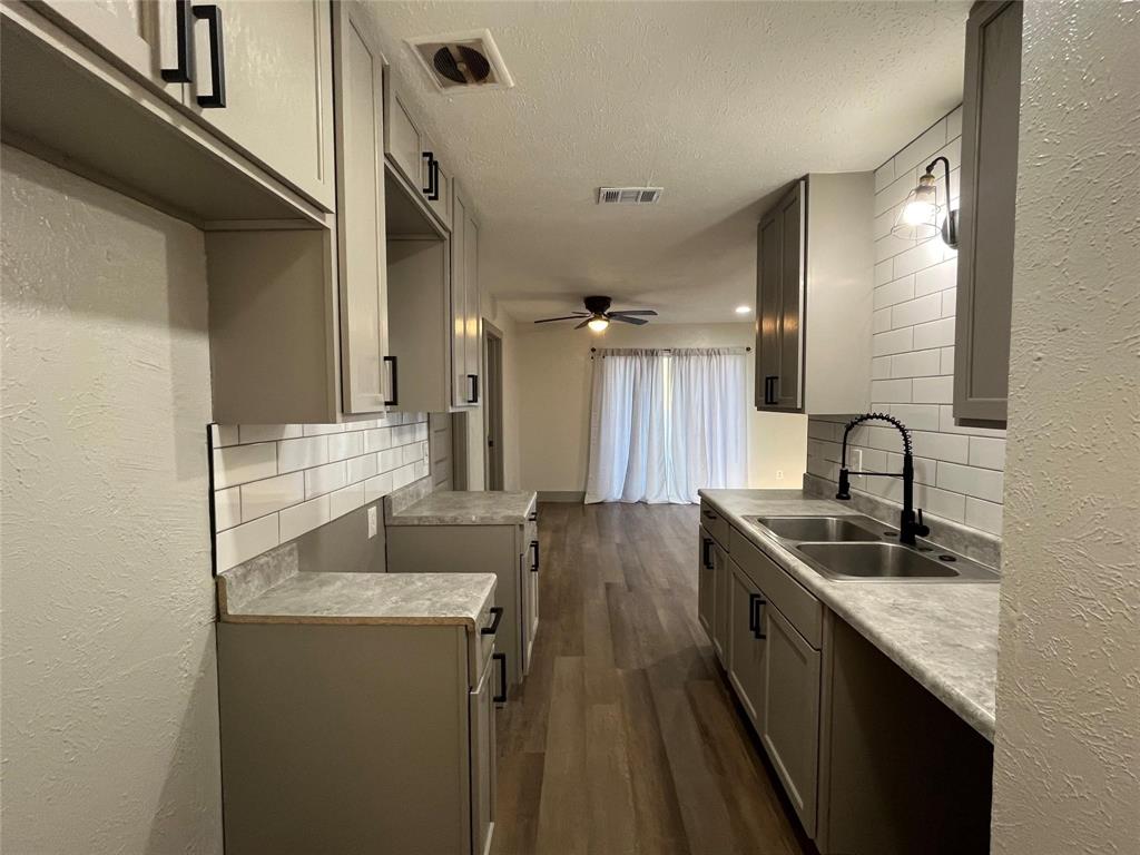 3982 Granite Hill Drive Property Photo 10