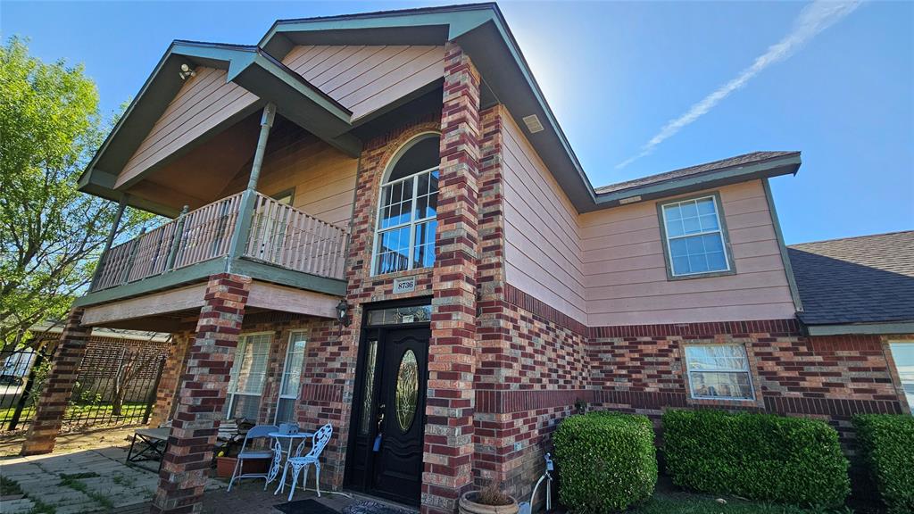 8736 Johns Road Property Photo 1