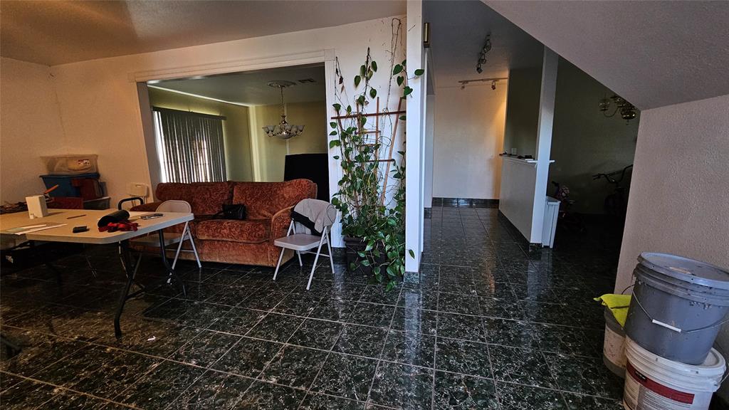8736 Johns Road Property Photo 3