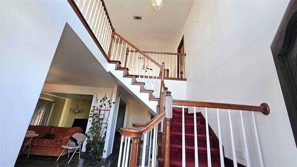 8736 Johns Road Property Photo 8