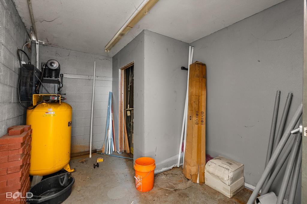 1717 Edwards Street Property Photo 32