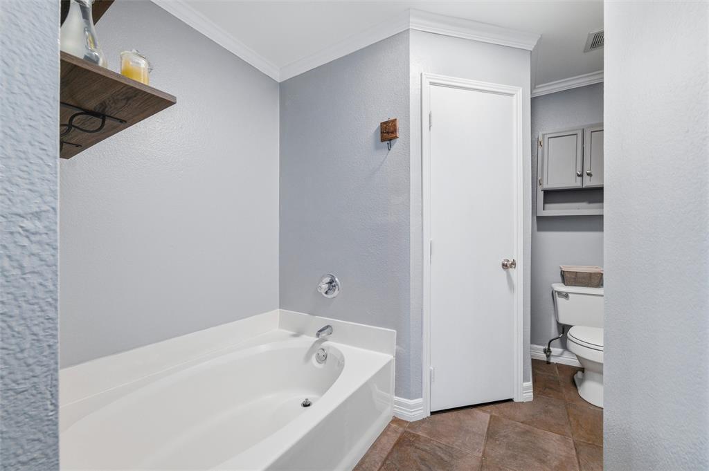 206 Piccadilly Circle Property Photo 31