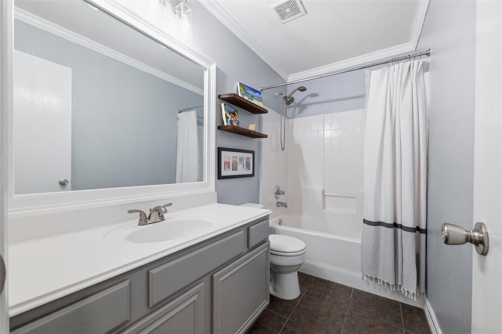 206 Piccadilly Circle Property Photo 34