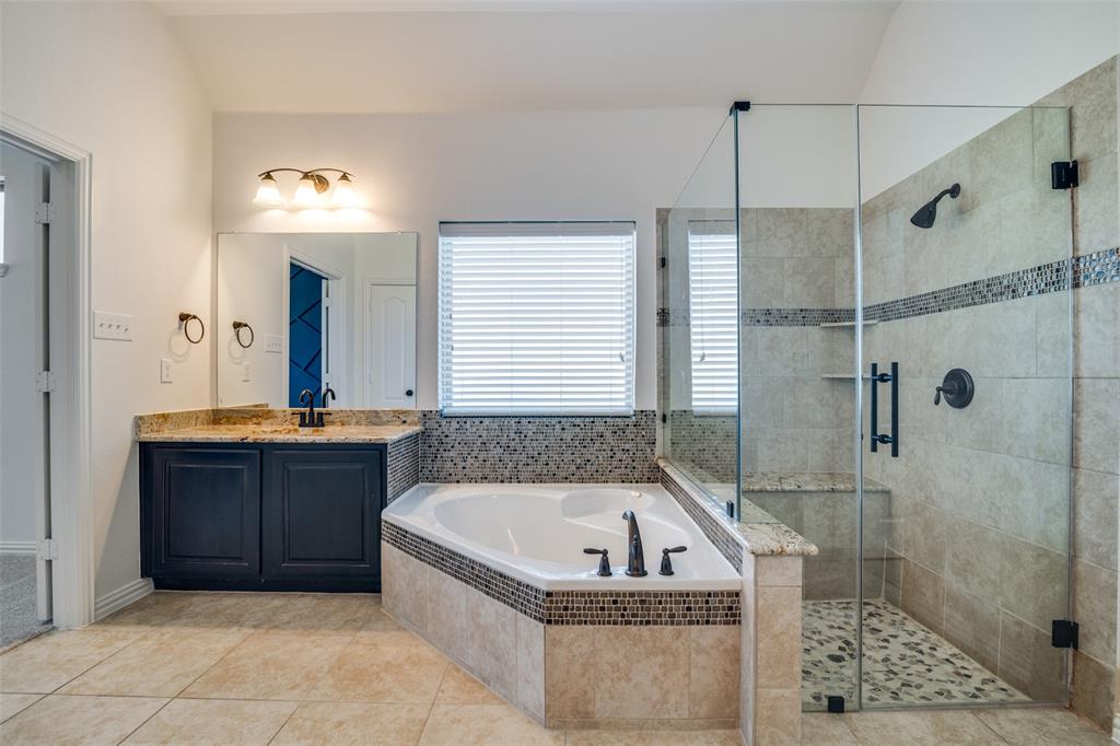 1215 Hundgate Way Property Photo 15
