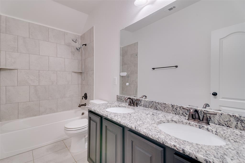 1215 Hundgate Way Property Photo 25