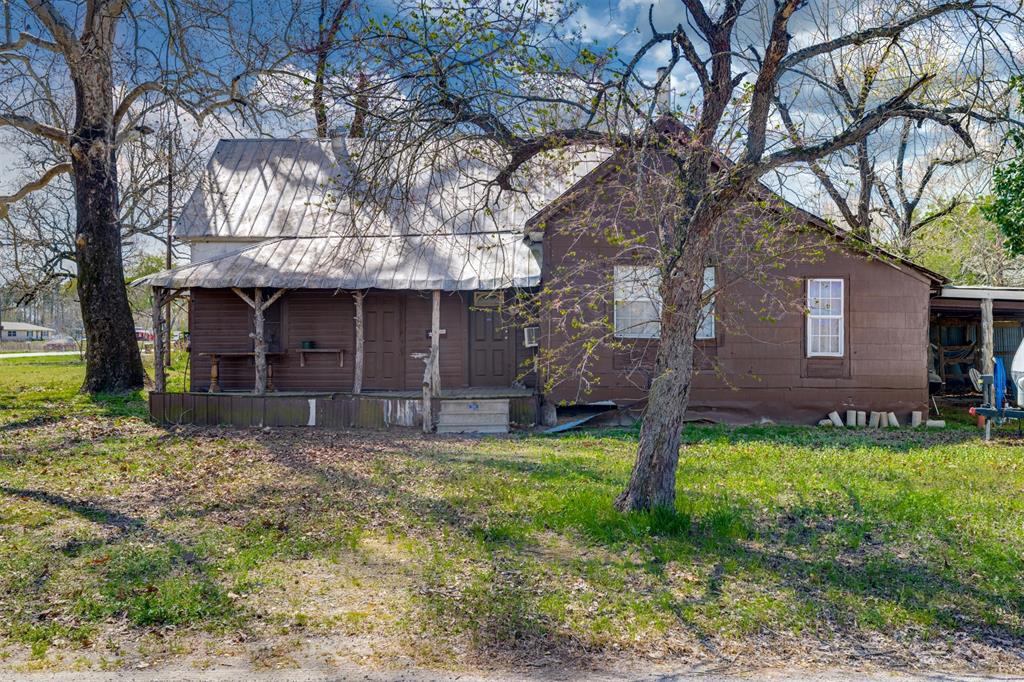 48 County Road 2360 Property Photo 2