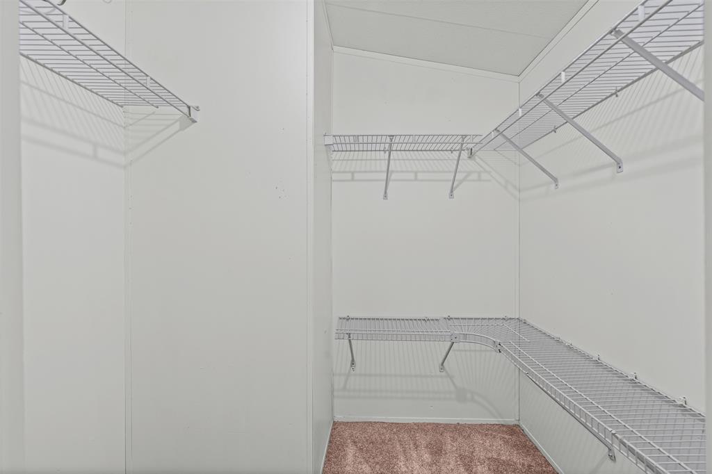 6525 Blue Water Court Property Photo 14
