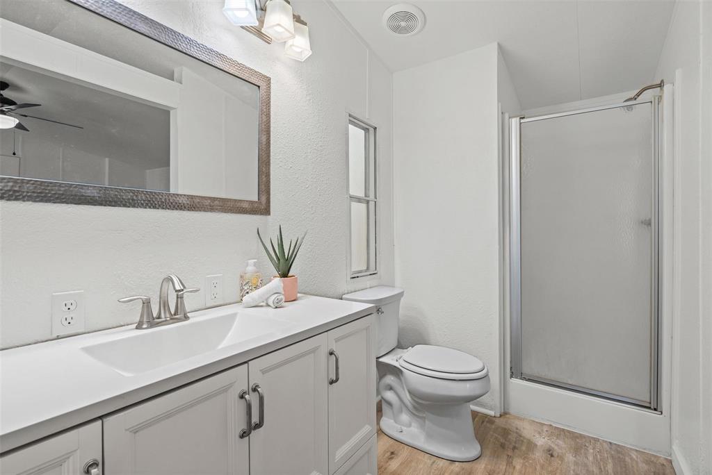 6525 Blue Water Court Property Photo 15