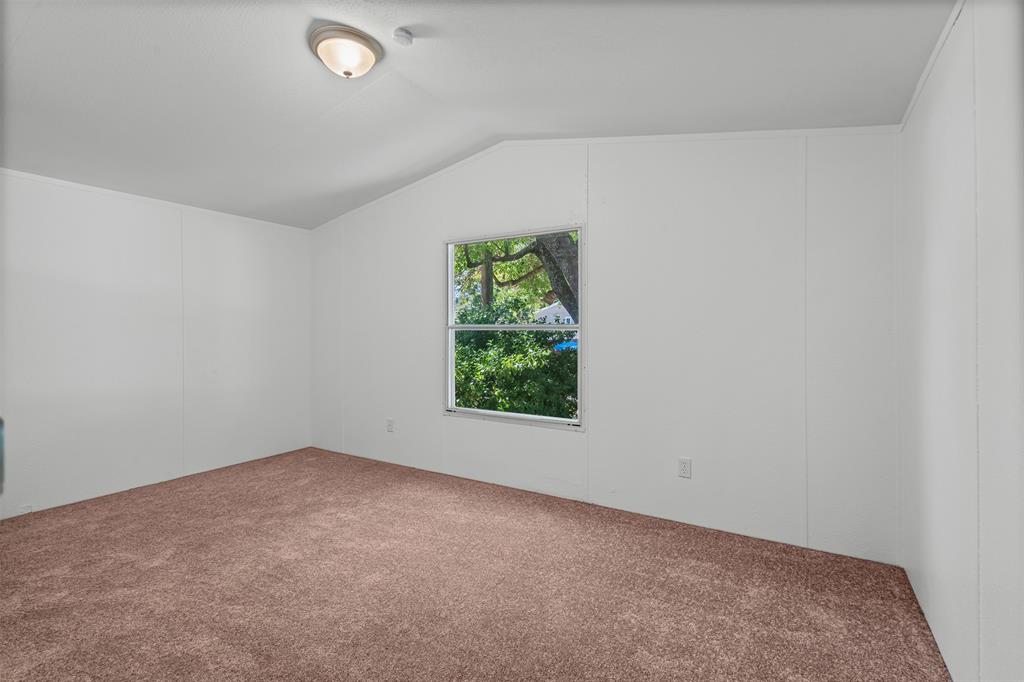 6525 Blue Water Court Property Photo 17