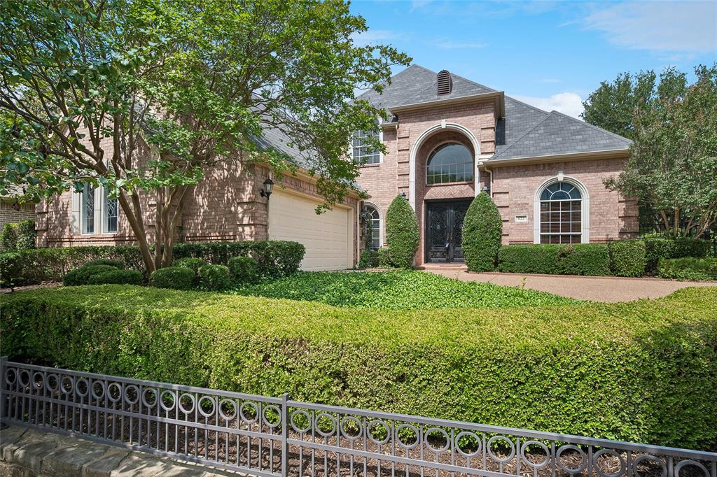 622 Regency Crossing Property Photo 2
