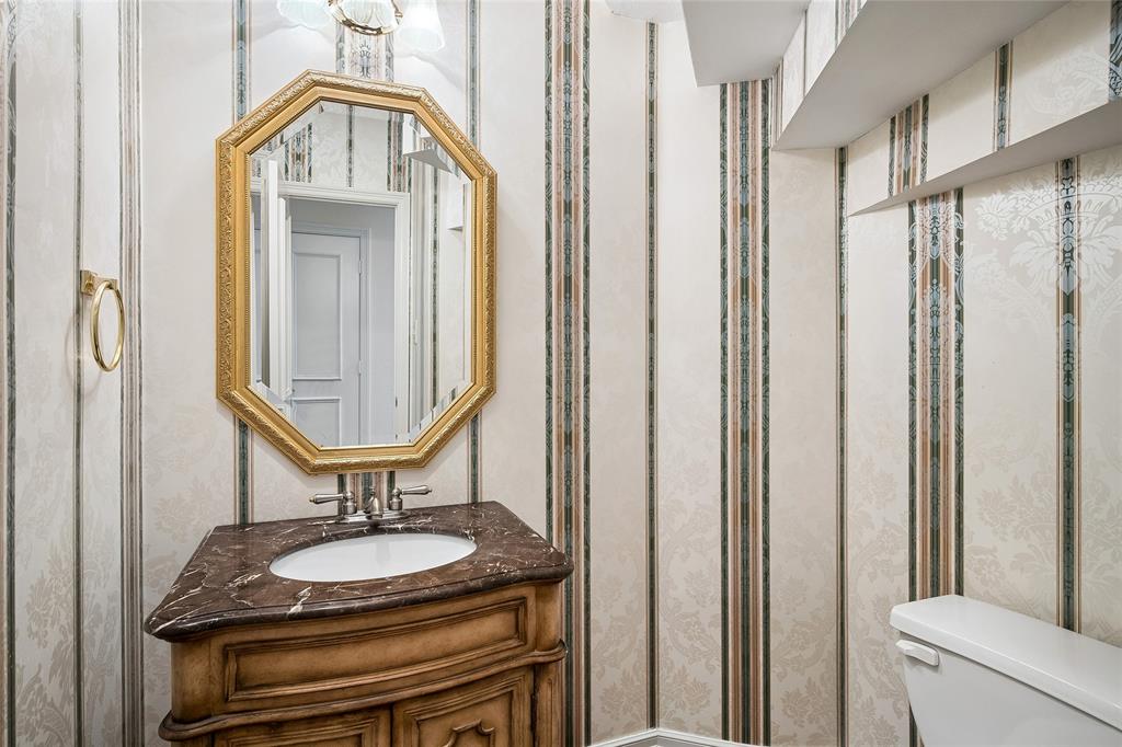 622 Regency Crossing Property Photo 23