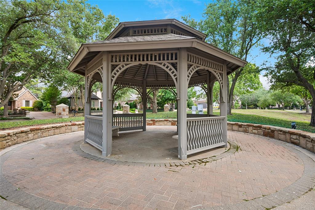 622 Regency Crossing Property Photo 40