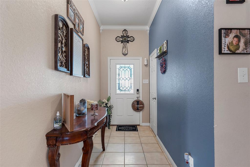 211 Desert Sky Drive Property Photo 3