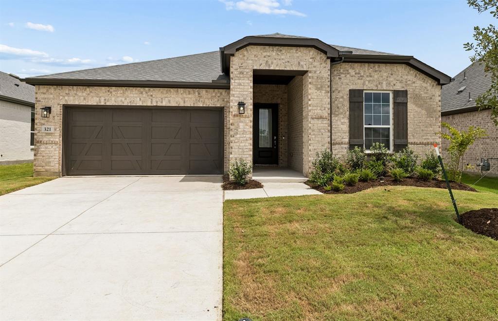 321 Cloverdale Lane Property Photo 1