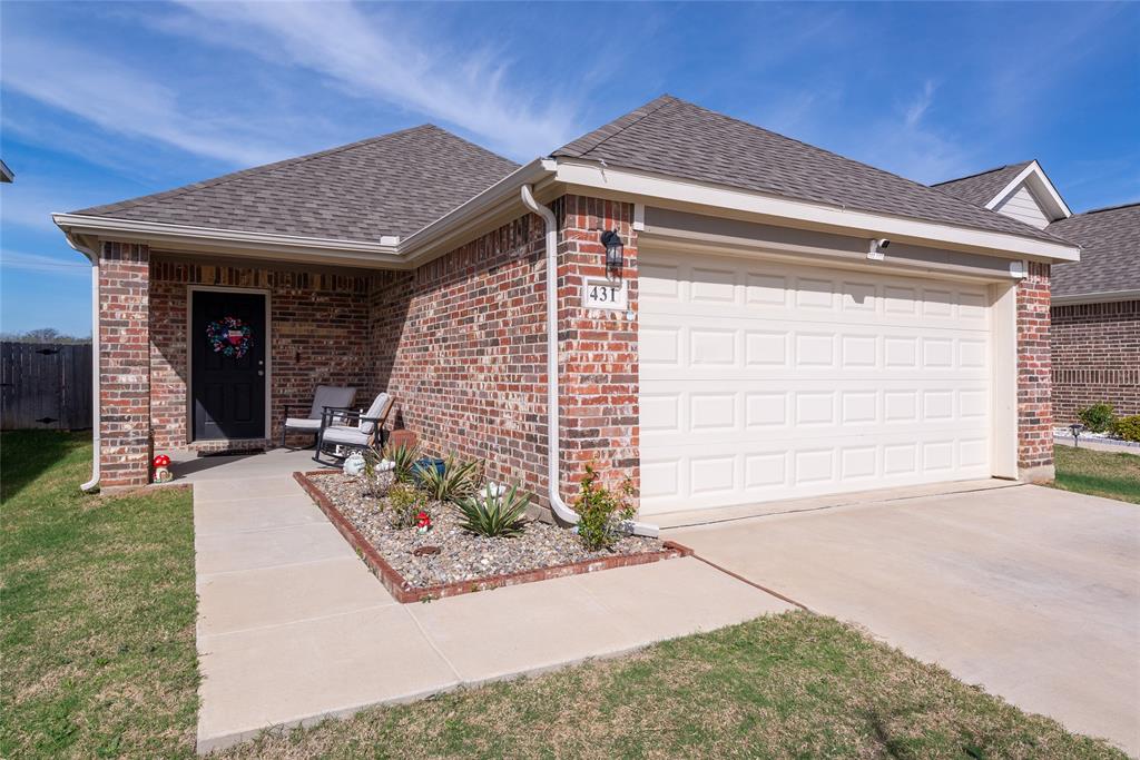 431 Woodhouse Way Property Photo 1