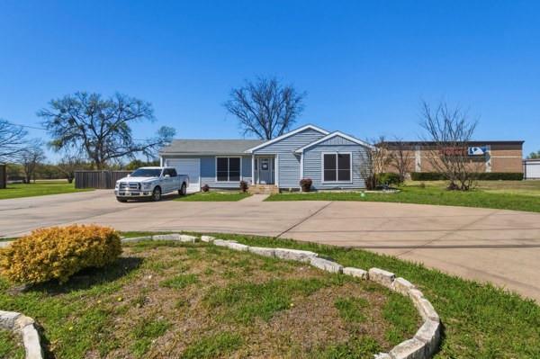 7213 Lakeview Parkway Property Photo 1