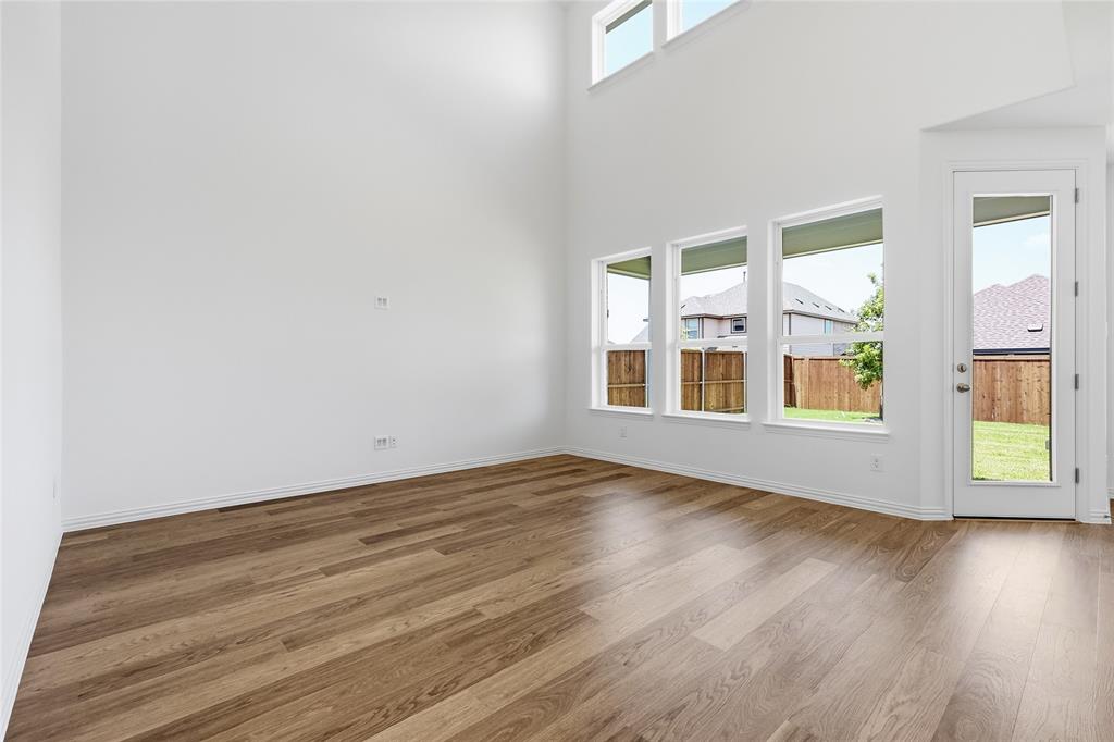 1309 Huntington Drive Property Photo 4