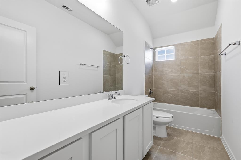1309 Huntington Drive Property Photo 16