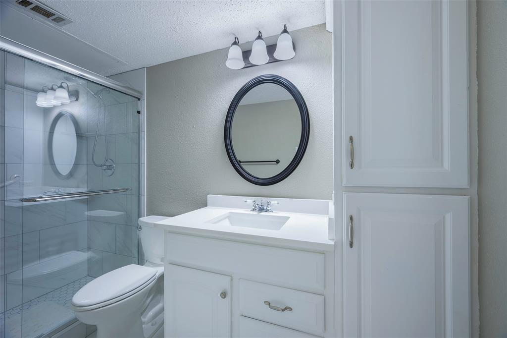 18333 Roehampton Drive 1412 Property Photo 11