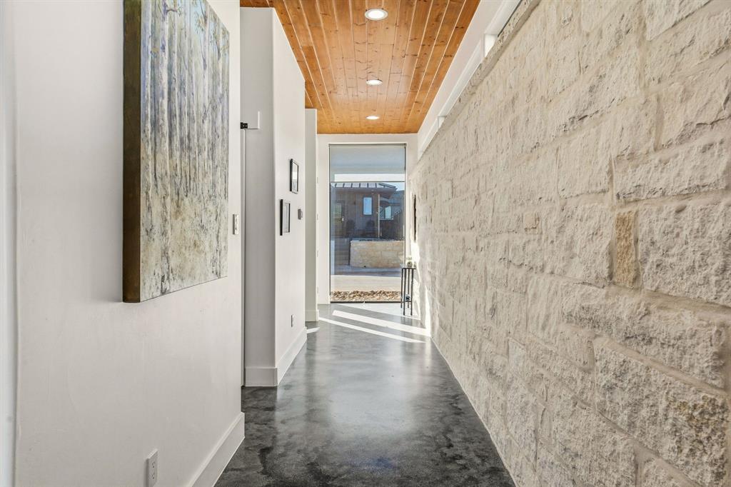 380 Ryan Joe Circle Property Photo 3
