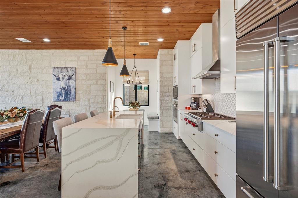 380 Ryan Joe Circle Property Photo 8