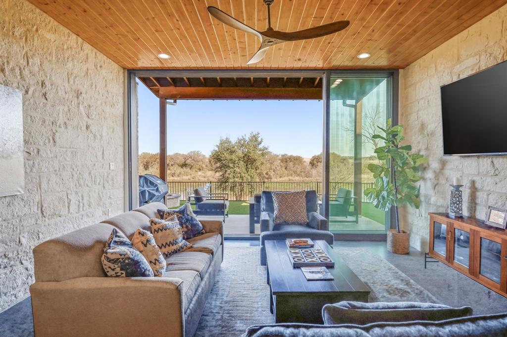 380 Ryan Joe Circle Property Photo 14