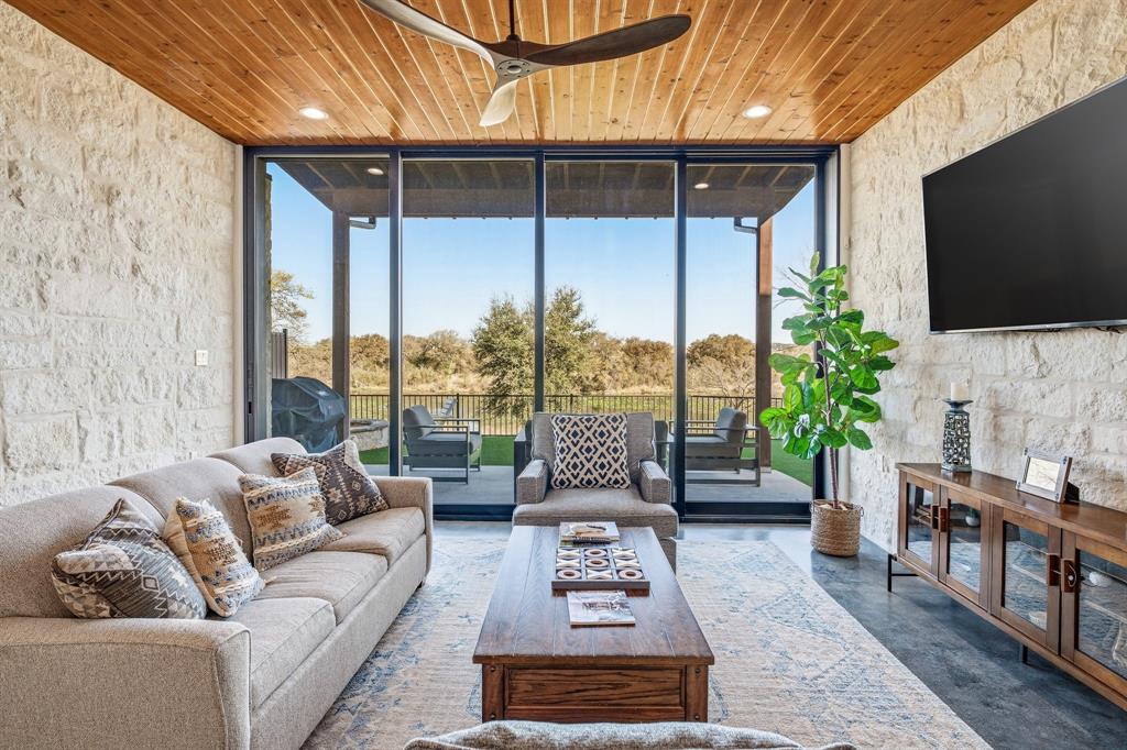 380 Ryan Joe Circle Property Photo 15