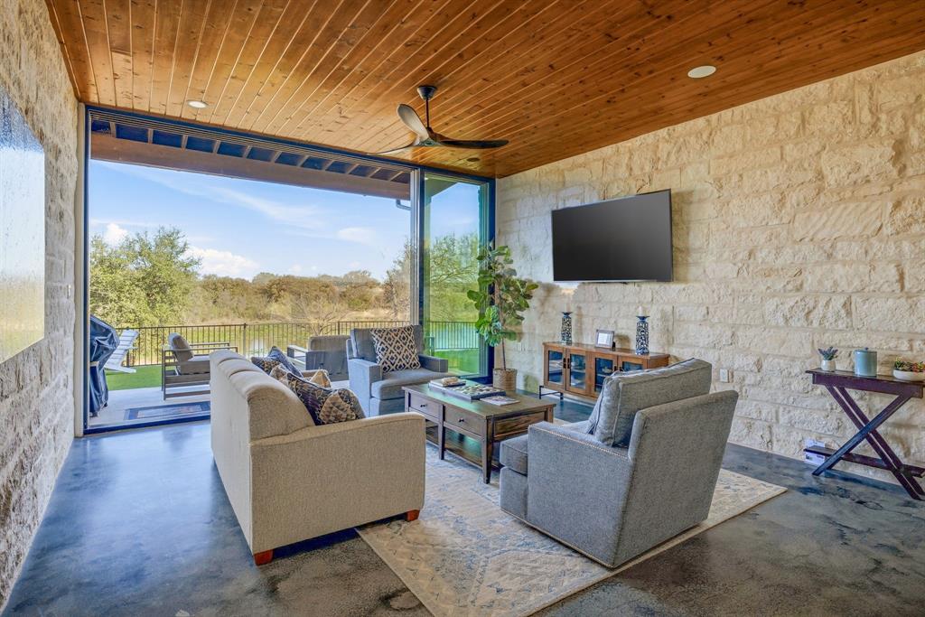 380 Ryan Joe Circle Property Photo 17